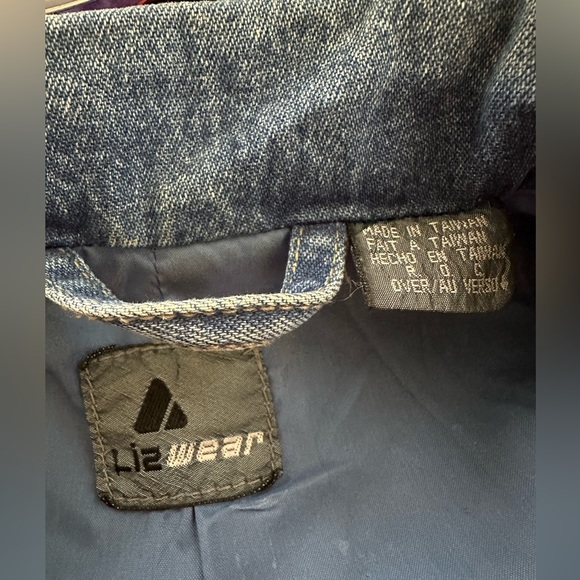 Vintage 1980’s (shoulder pads!) Liz Claiborne denim blazer in size 8 - Picture 6 of 10